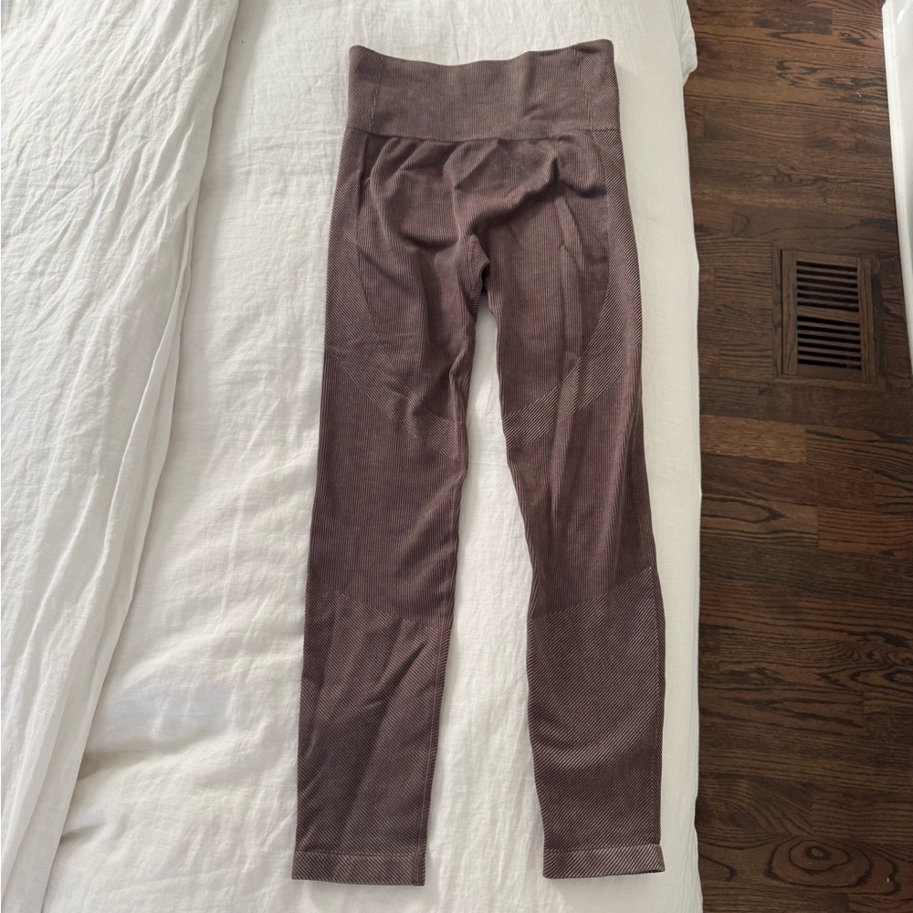 Joylab seamless leggings size small